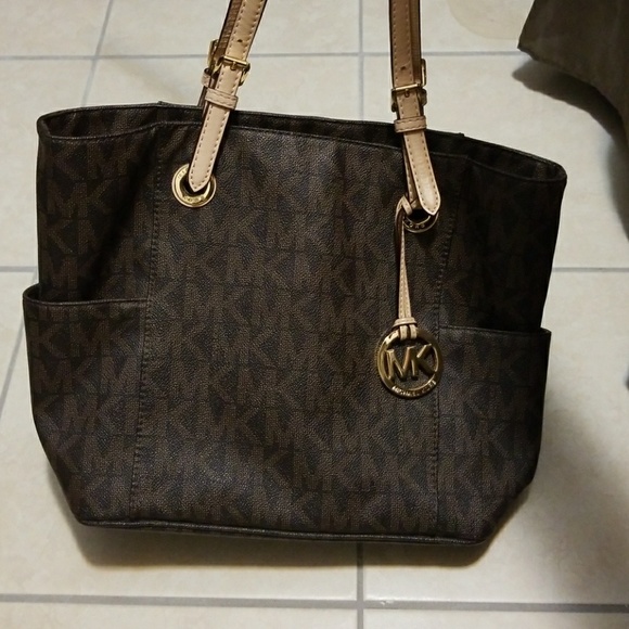 Michael Kors Jet Set MK Signiture Brown Leather - Picture 2 of 8