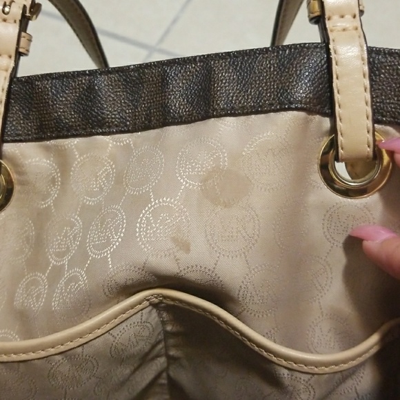 Michael Kors Jet Set MK Signiture Brown Leather - Picture 5 of 8