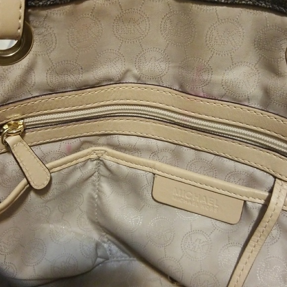 Michael Kors Jet Set MK Signiture Brown Leather - Picture 6 of 8