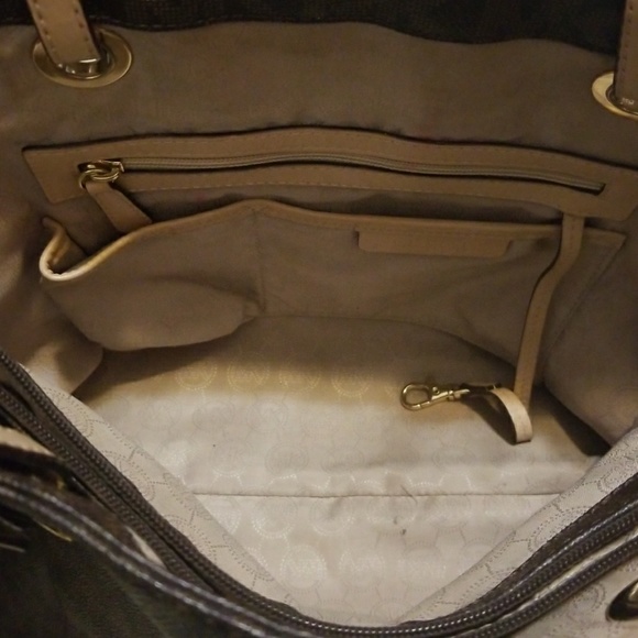 Michael Kors Jet Set MK Signiture Brown Leather - Picture 7 of 8