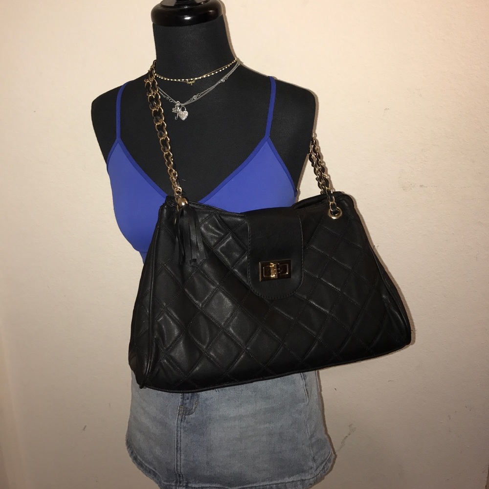 Black purse