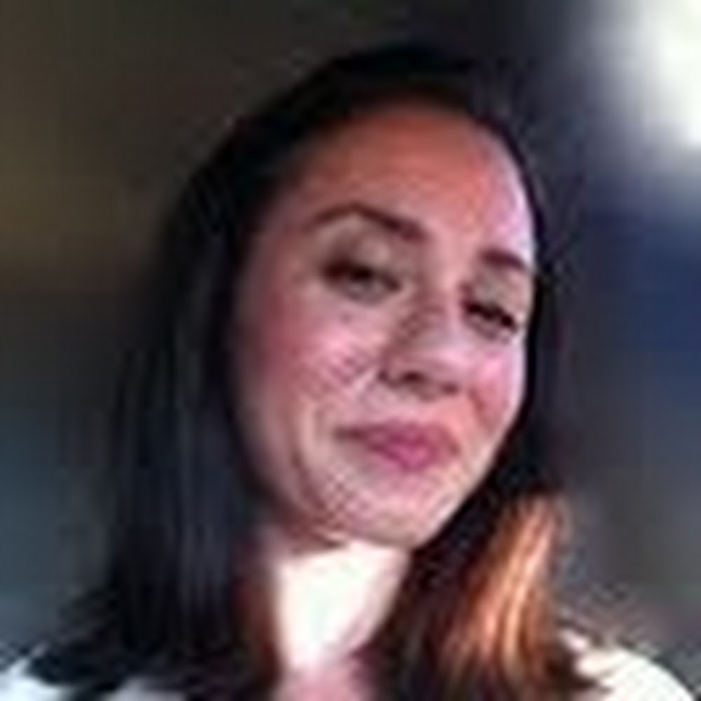 Meet your Posher, Alicia