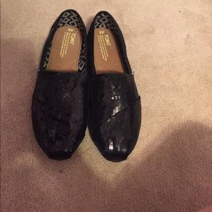 Glitter toms