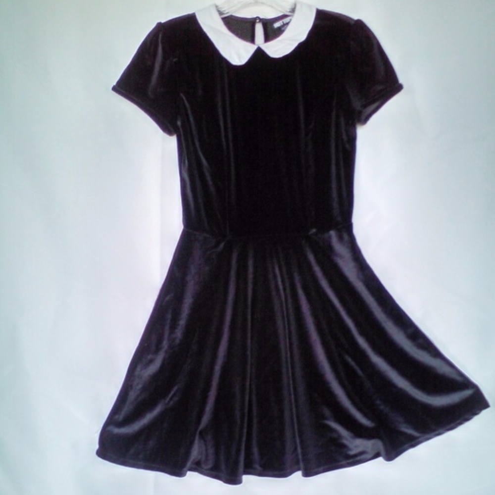Velvet School Girl Dress Outfit Halloween Costume - Picture 2 of 5