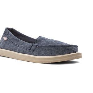 sanuk shorty sidewalk surfer