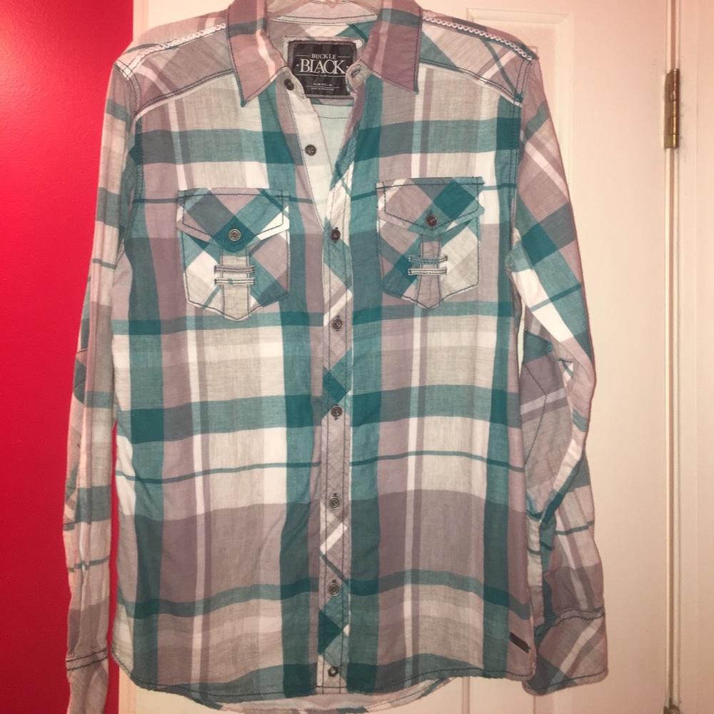 Buckle Black button down