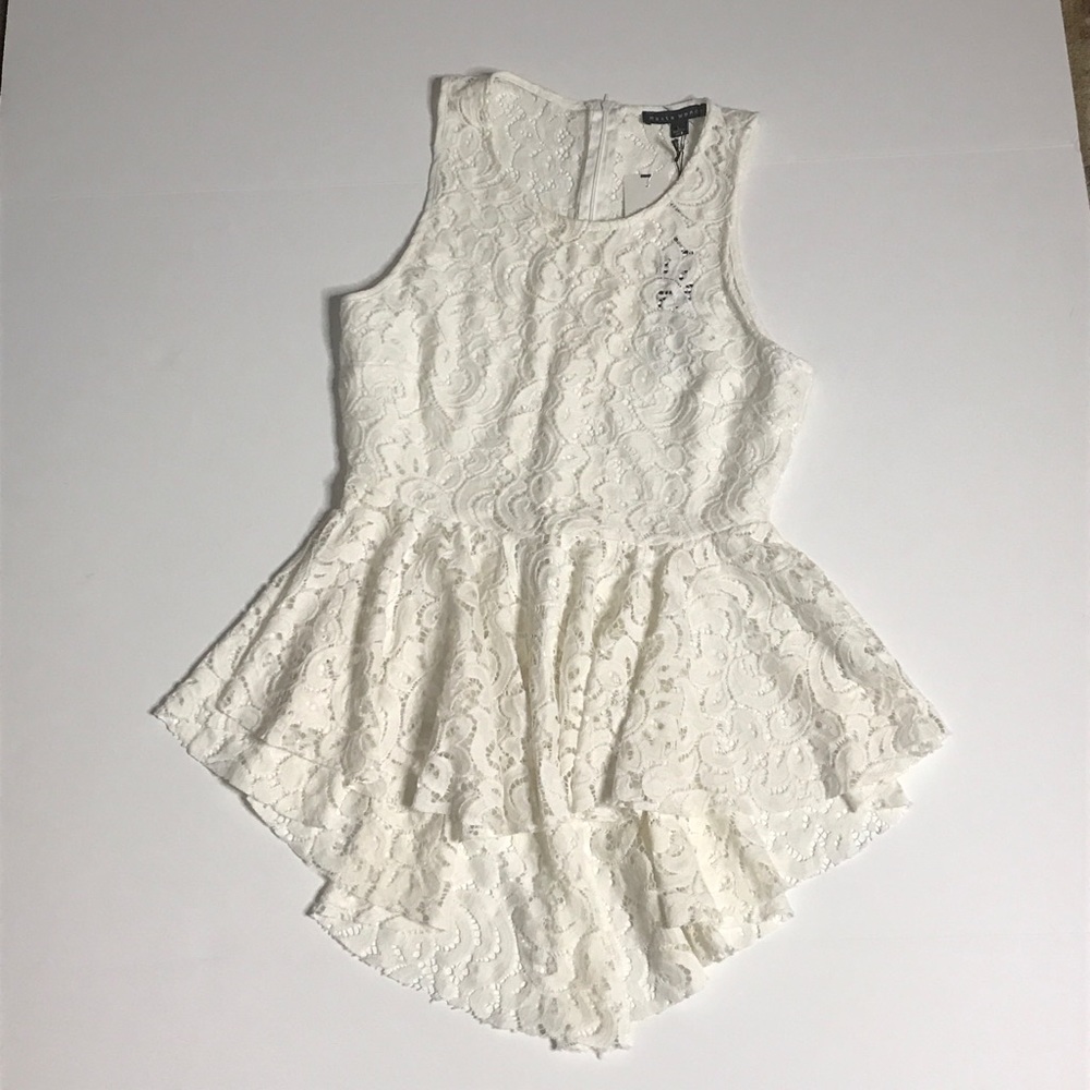 🌺New Sexy Off-White Dressy Peplum Top🌺