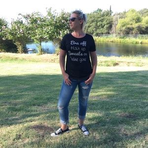 🍷Bra off hair up sweats on wine gone🍷