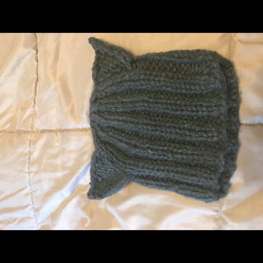 Grey cat ears knit cap