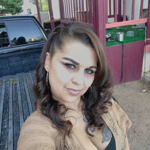 Meet your Posher, Michele