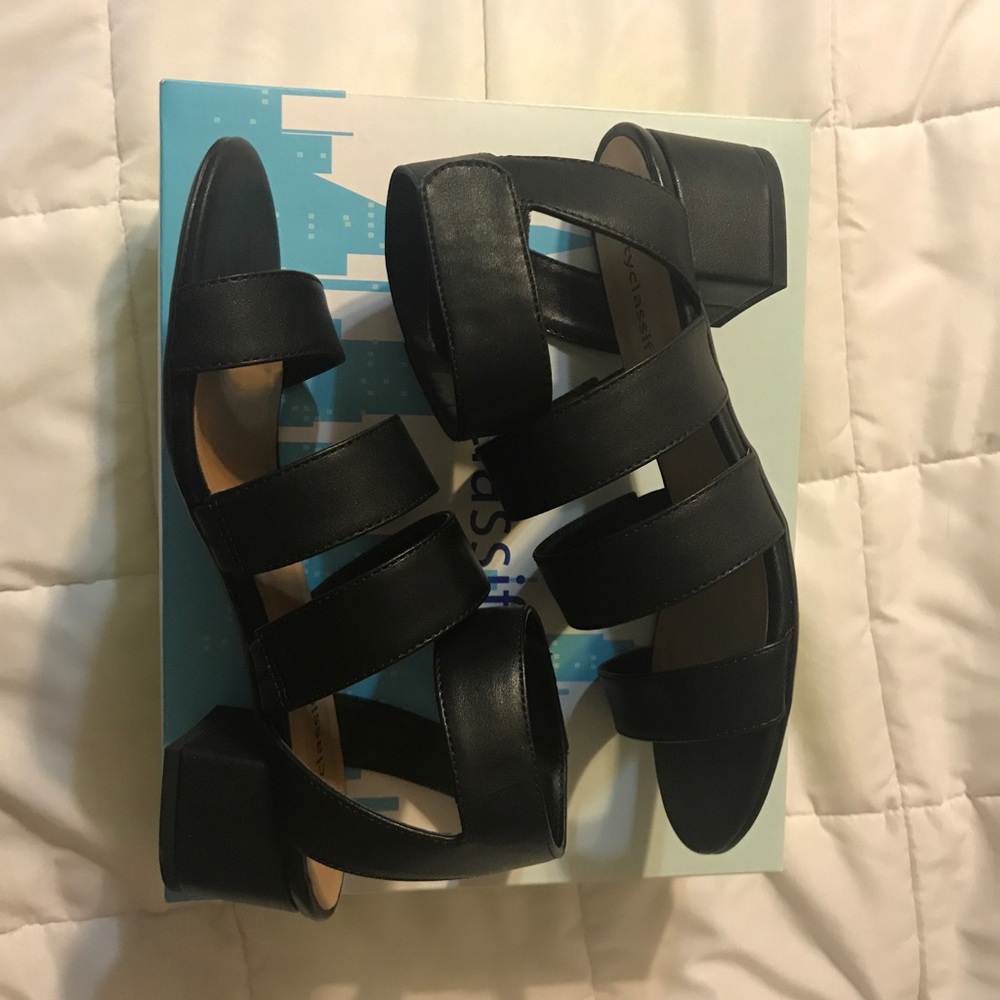 Chunky heel sandals