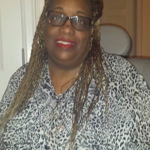 Meet your Posher, Engracia