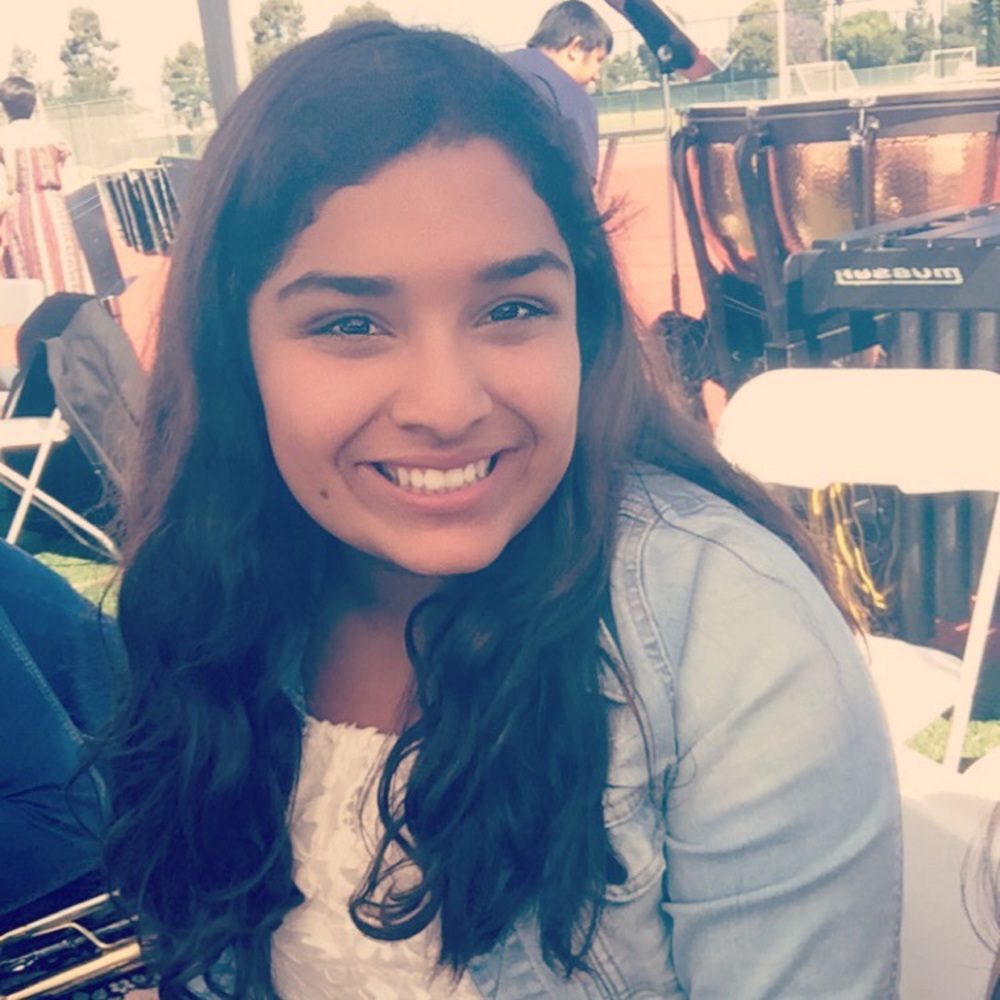 Meet your Posher, Ana