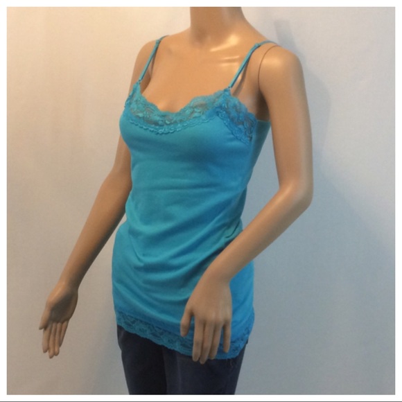 SET OF 2 Camisoles - Picture 2 of 8