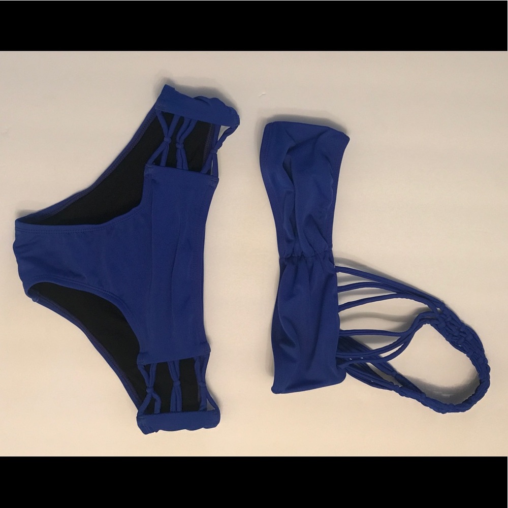 One shoulder bandeau bikini