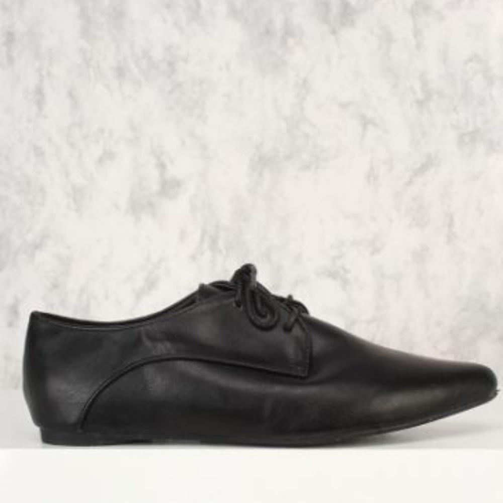Oxford Flats Faux Leather