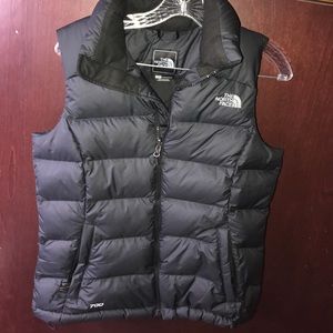 *NEW WITHOUT TAGS* NORTH FACE VEST