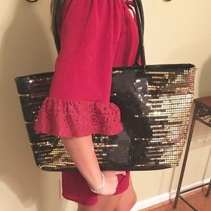 Snazzy Black/Gold Accent Shoulder Bag