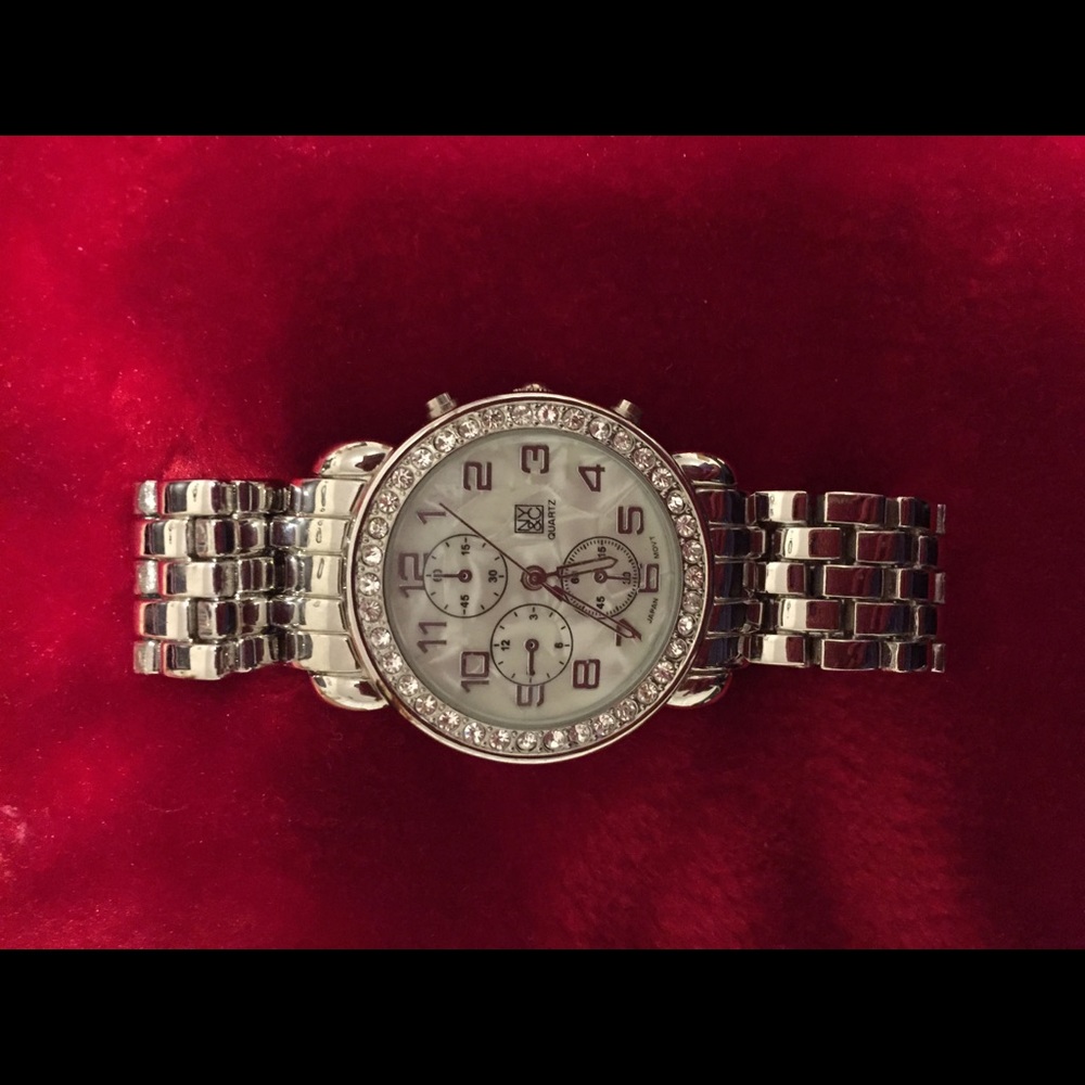 Ny&co beautiful trendy watch. New without tags