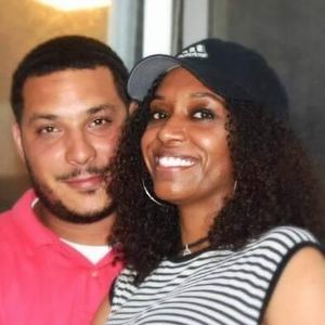 Meet your Posher, Guy n