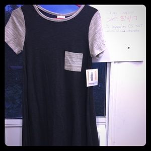 NWT XXS Carly -heathered black with gray sleeves