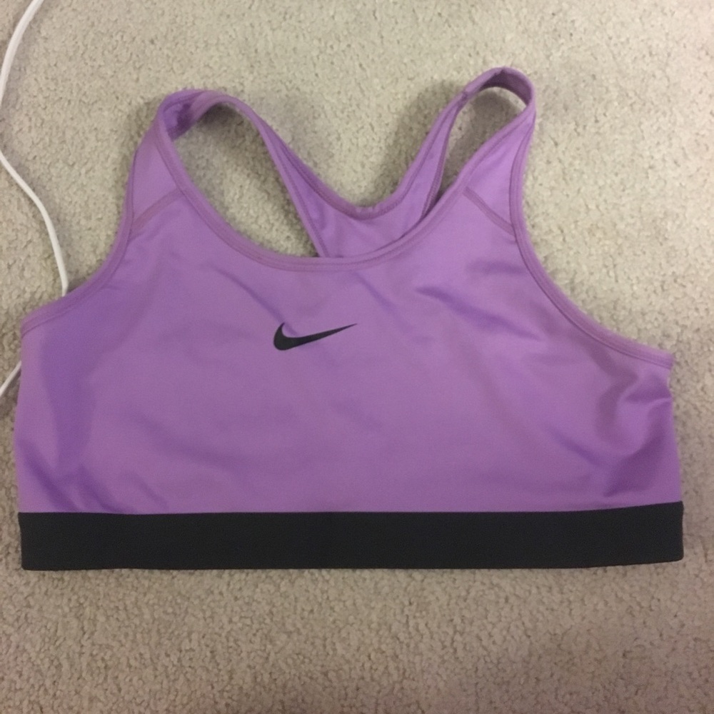 Nike pro sports bra