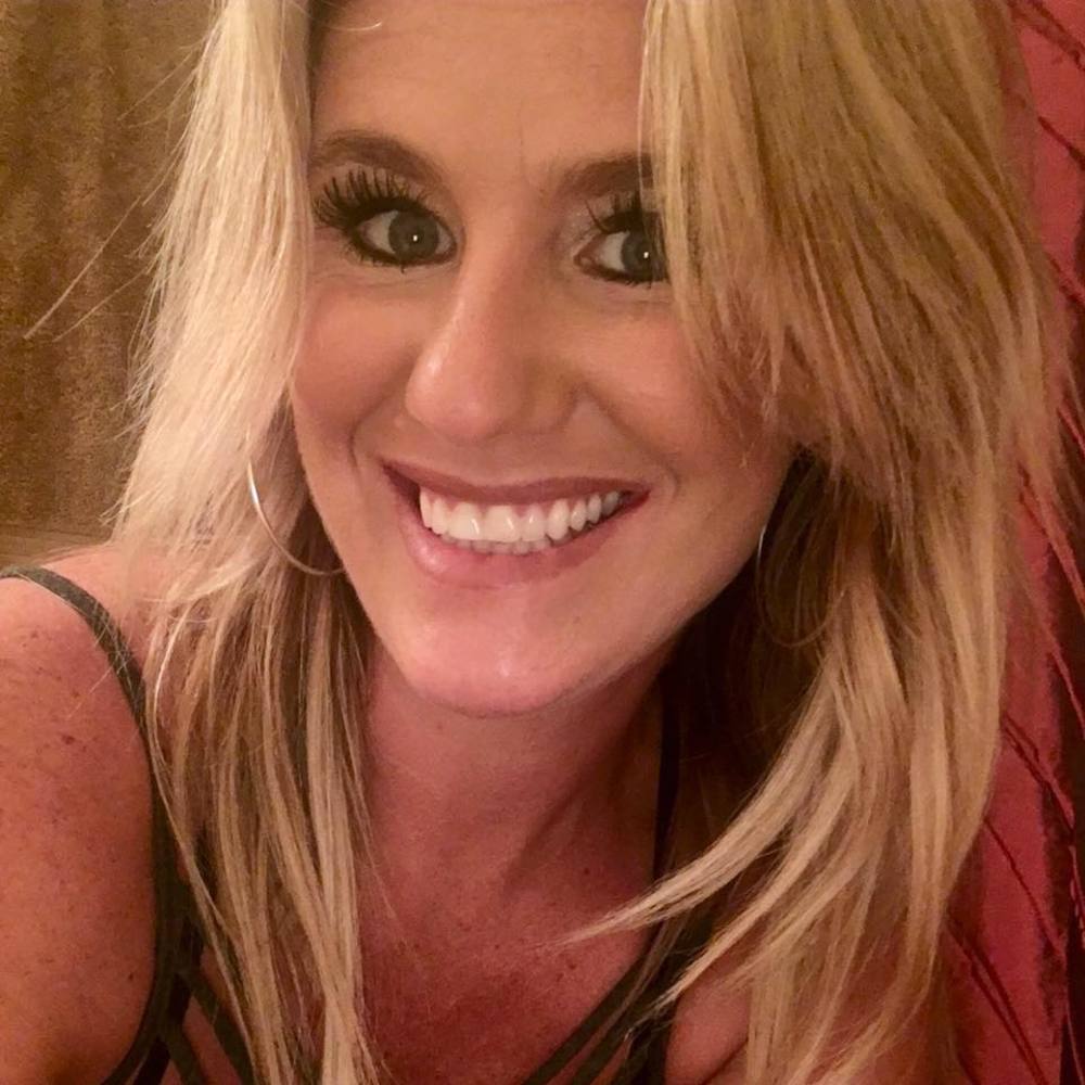 Meet your Posher, Candice