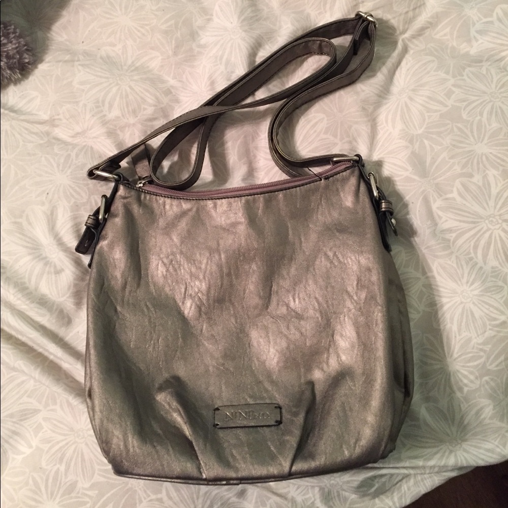 Silver Purse - Picture 2 of 4