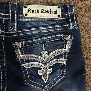 ROCK REVIVALS- SIZE 27