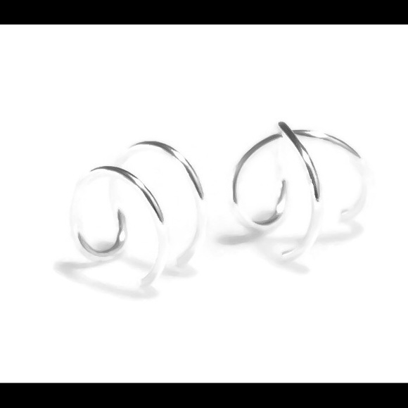 Set of 2 Ear Cuffs Criss Cross & Double Fake Cartilage Earrings for Upper Ear - Picture 5 of 9