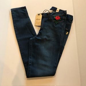 Skinny jean made in USA