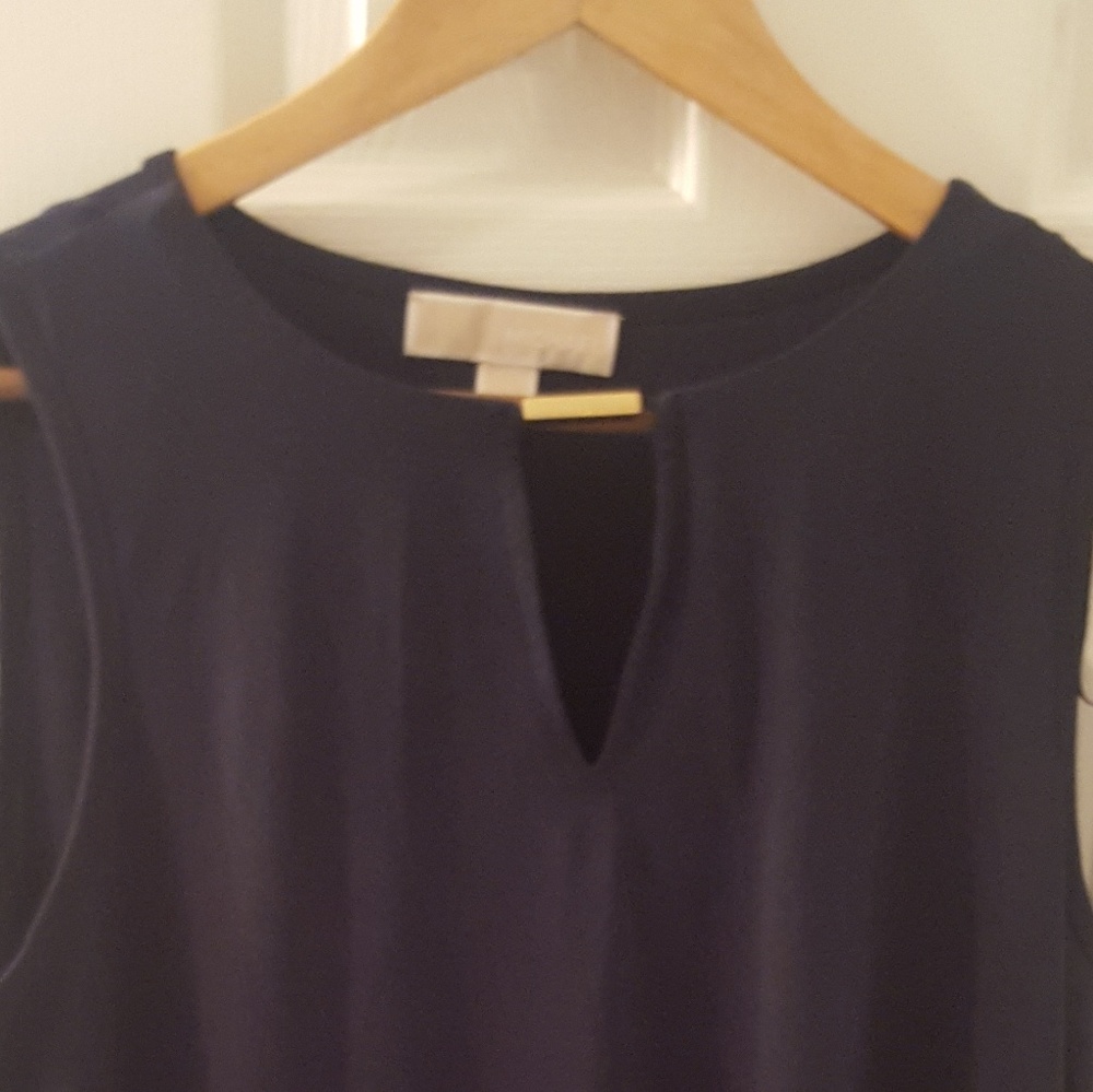 Blouse - Picture 2 of 3