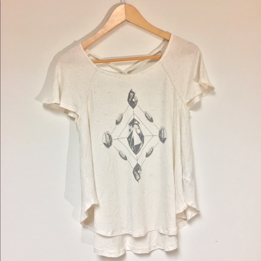 American Eagle HiLo Graphic Tee