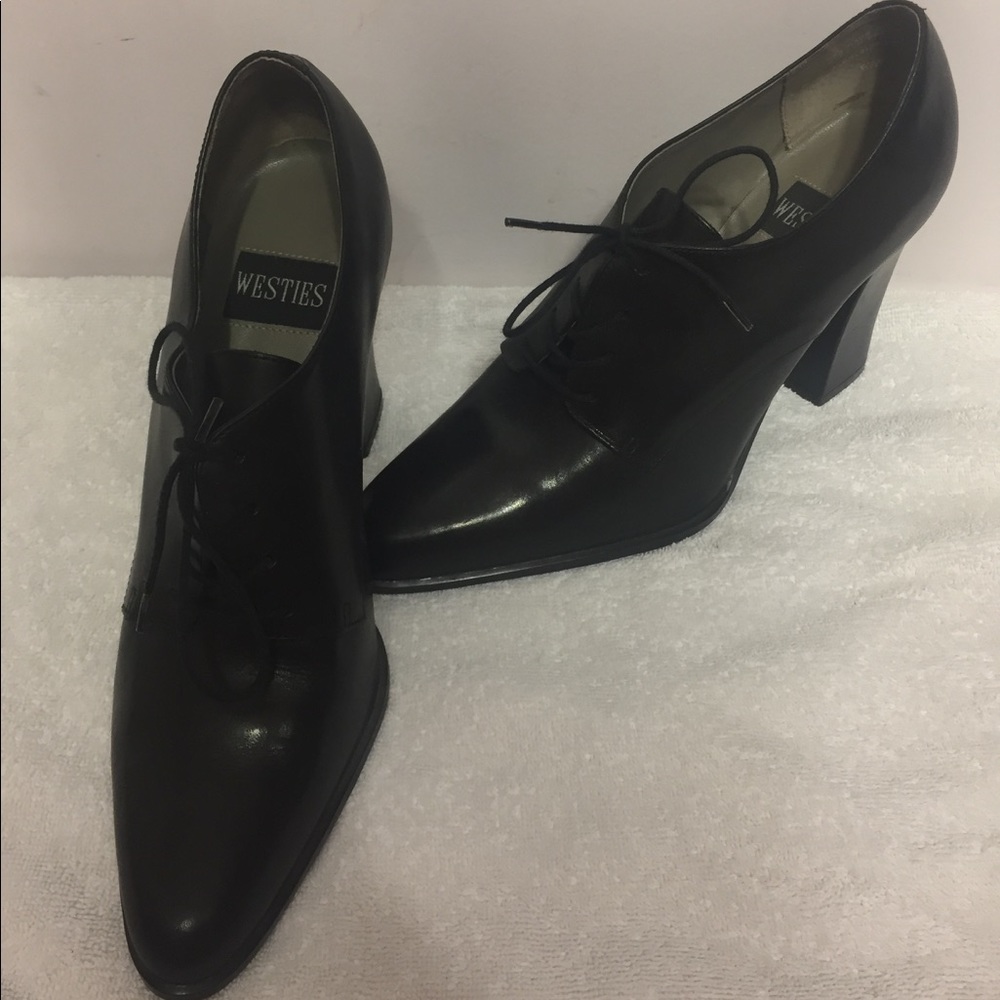 Vintage Westies Chunky Heel Lace Ups