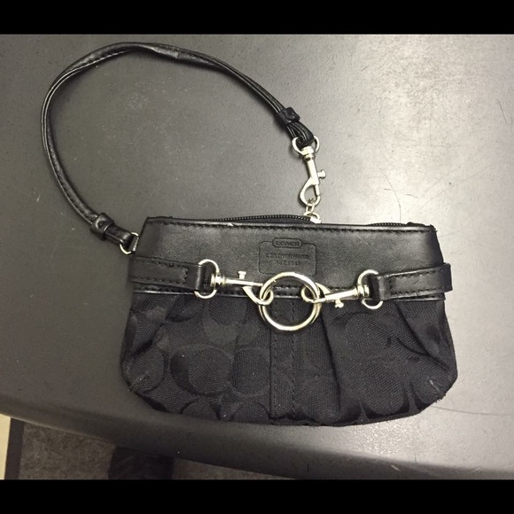 Genuine Coach Clutch/Wallet - Picture 1 of 1
