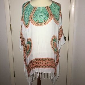 Z & L Kimono Style Top with Tassels / One size