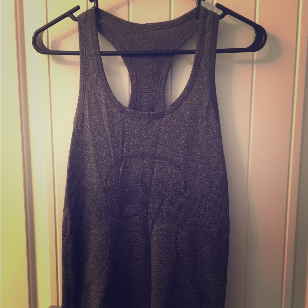 Size 4 dark grey Lululemon tank