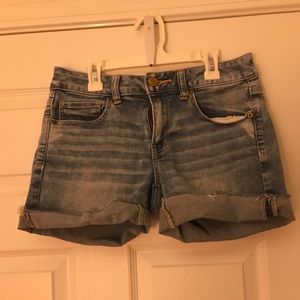 American eagle Midi Shorts