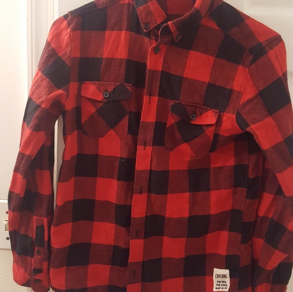 Shirt - Picture 3 of 4