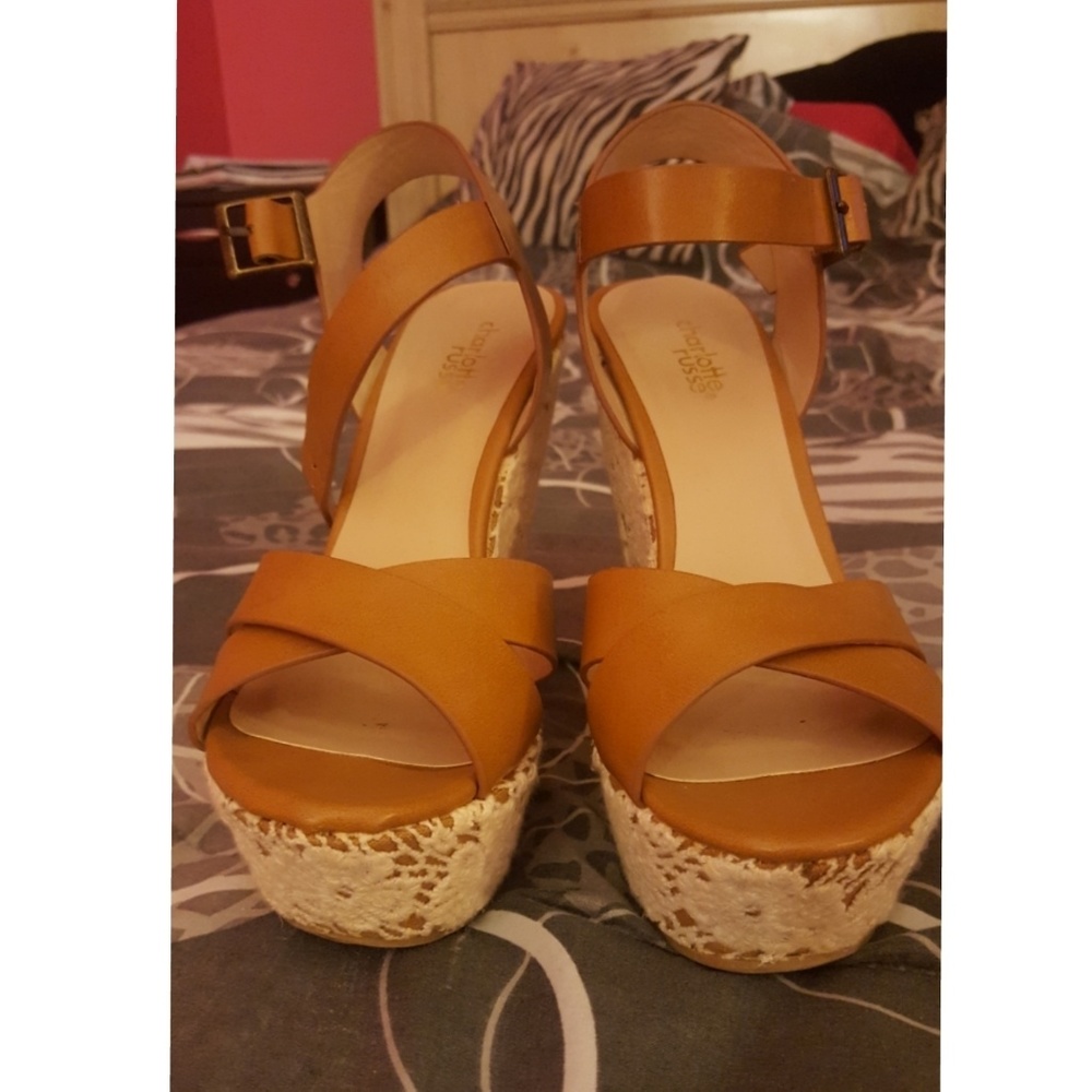 Brown leather and lace wedges