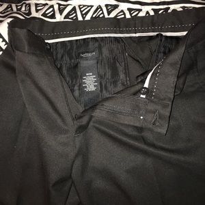 Van Heusen Men's Dress Pants 30/30.