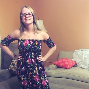 Meet your Posher, Shaila