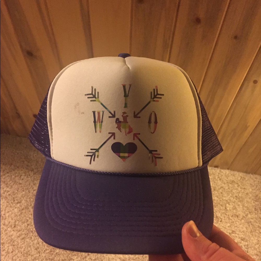 Wyo trucker hat