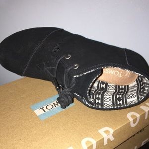 TOMS Desert Wedges