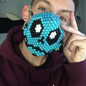 Meet your Posher, Devyn