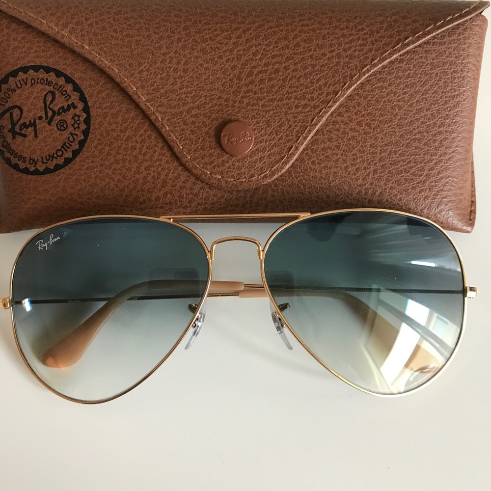Ray Ban Large Blue/Gold Aviator Sunglases