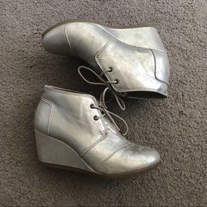FINAL! Toms Silver Metallic Wedge Booties