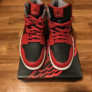 Air Jordan's 1 Mid