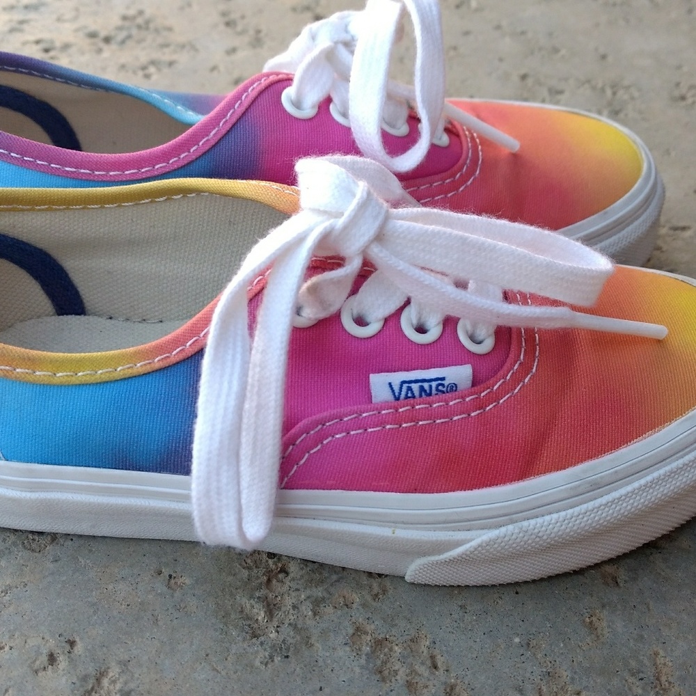 Little girls vans Tie dye rainbow shoes!
