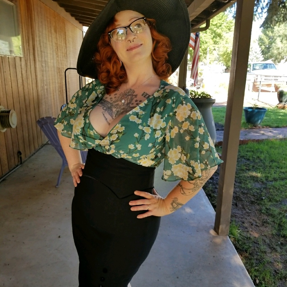 Meet your Posher, Candace